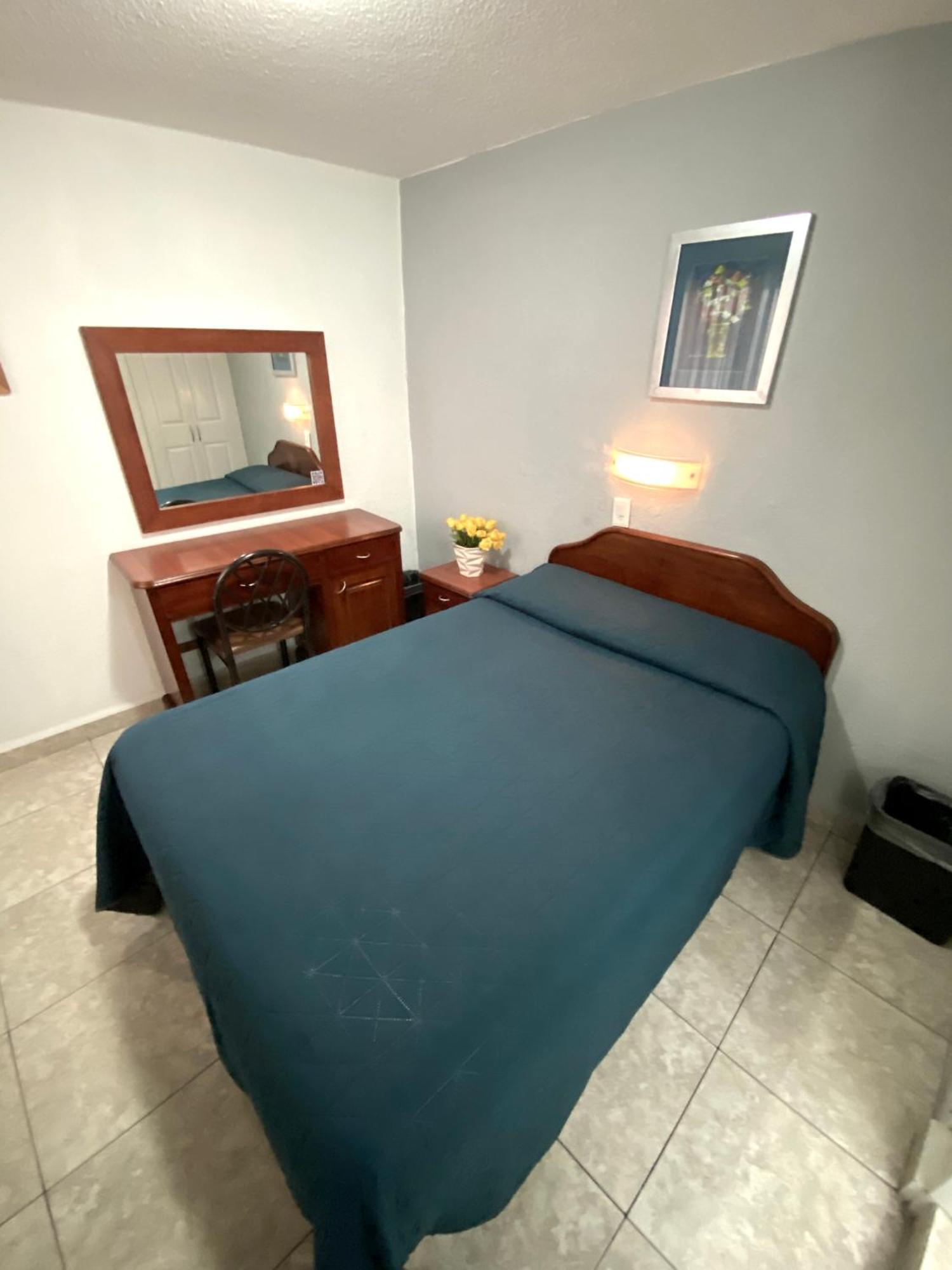 Hotel Qualitel Plus 모렐리아 외부 사진